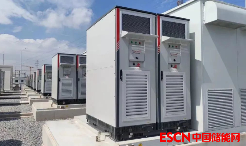 200MW/800MWh！國家電投青海1GW源網荷儲配套儲能系統采購
